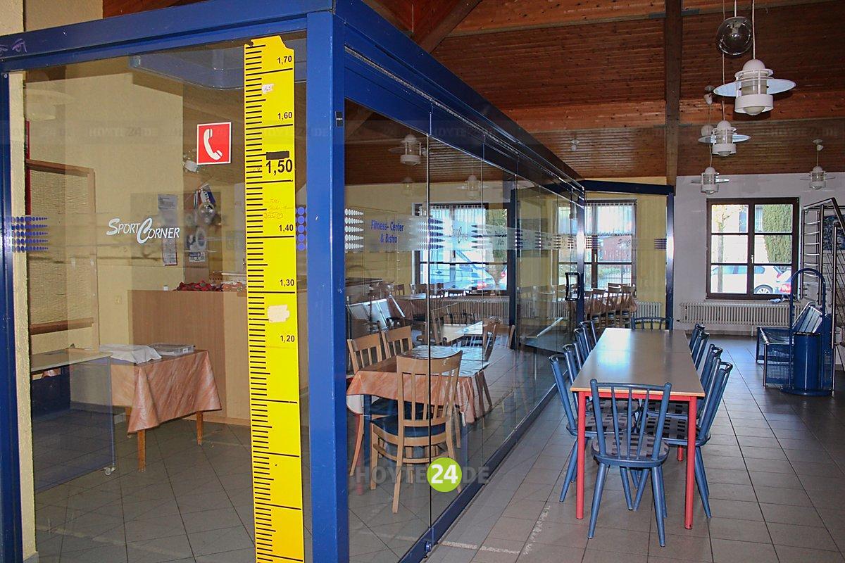 Man sieht die SportCorner in der Sporthalle Wittichenau.