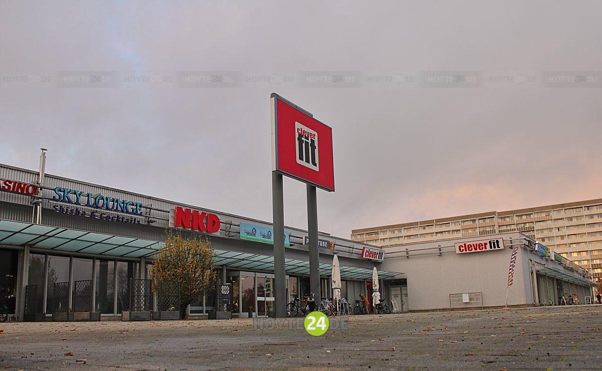 Man sieht das Treff-8-Center in Hoyerswerda.