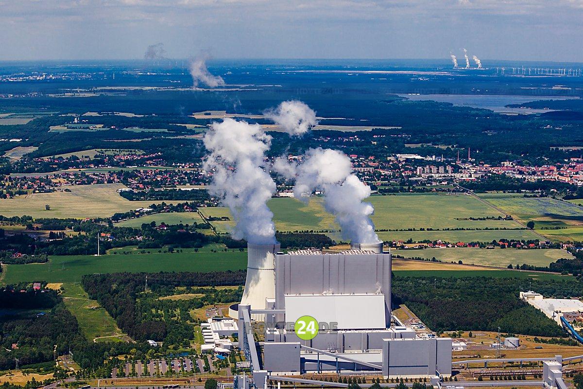 Man sieht das Leag-Kraftwerk in Schwarze Pumpe.