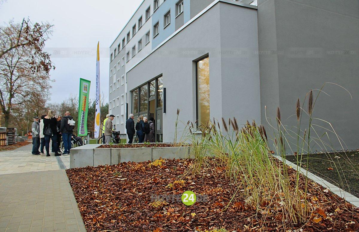 Man sieht das Haus Gneisenaustraße 60.