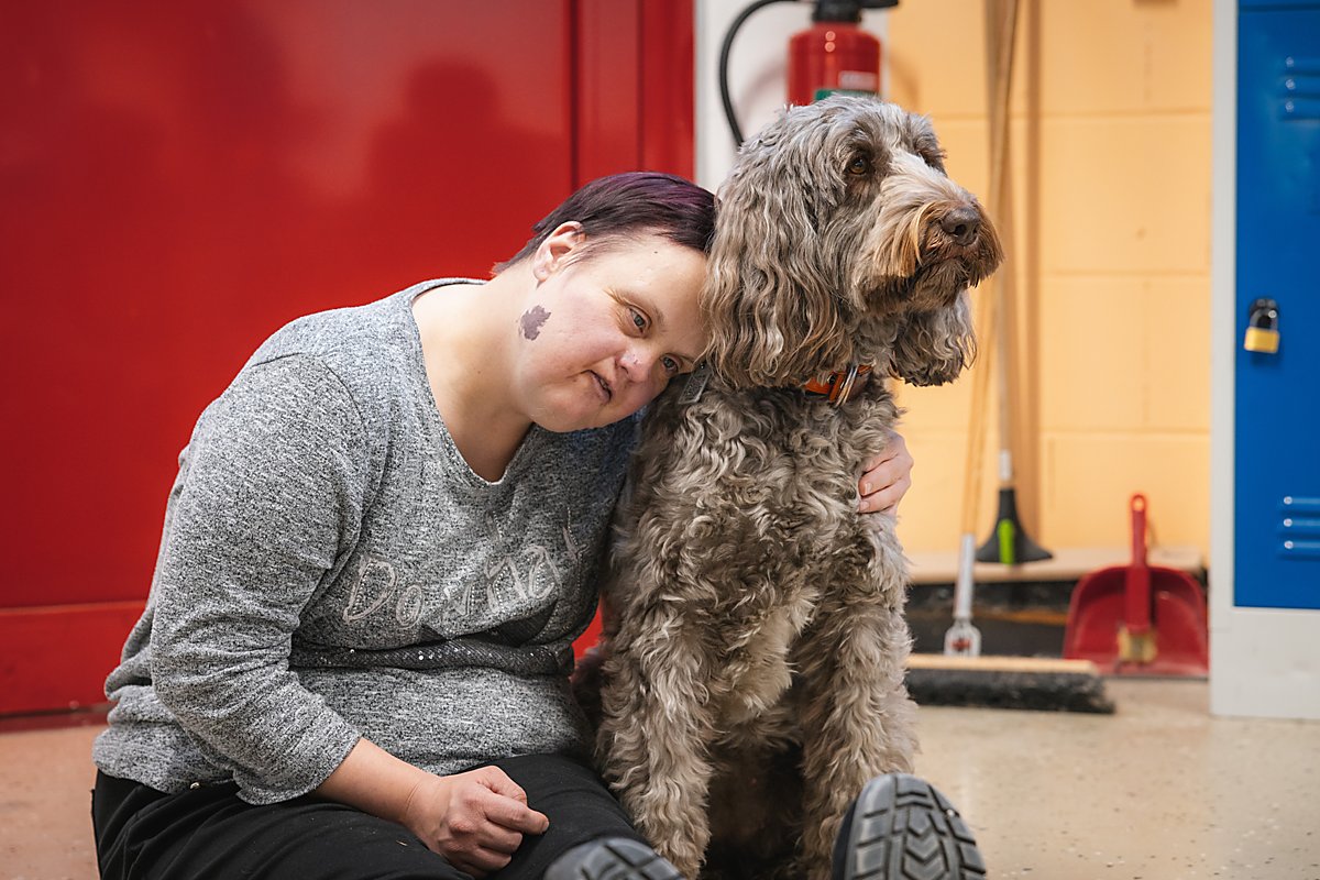 Man sieht Yvonne und Bente.