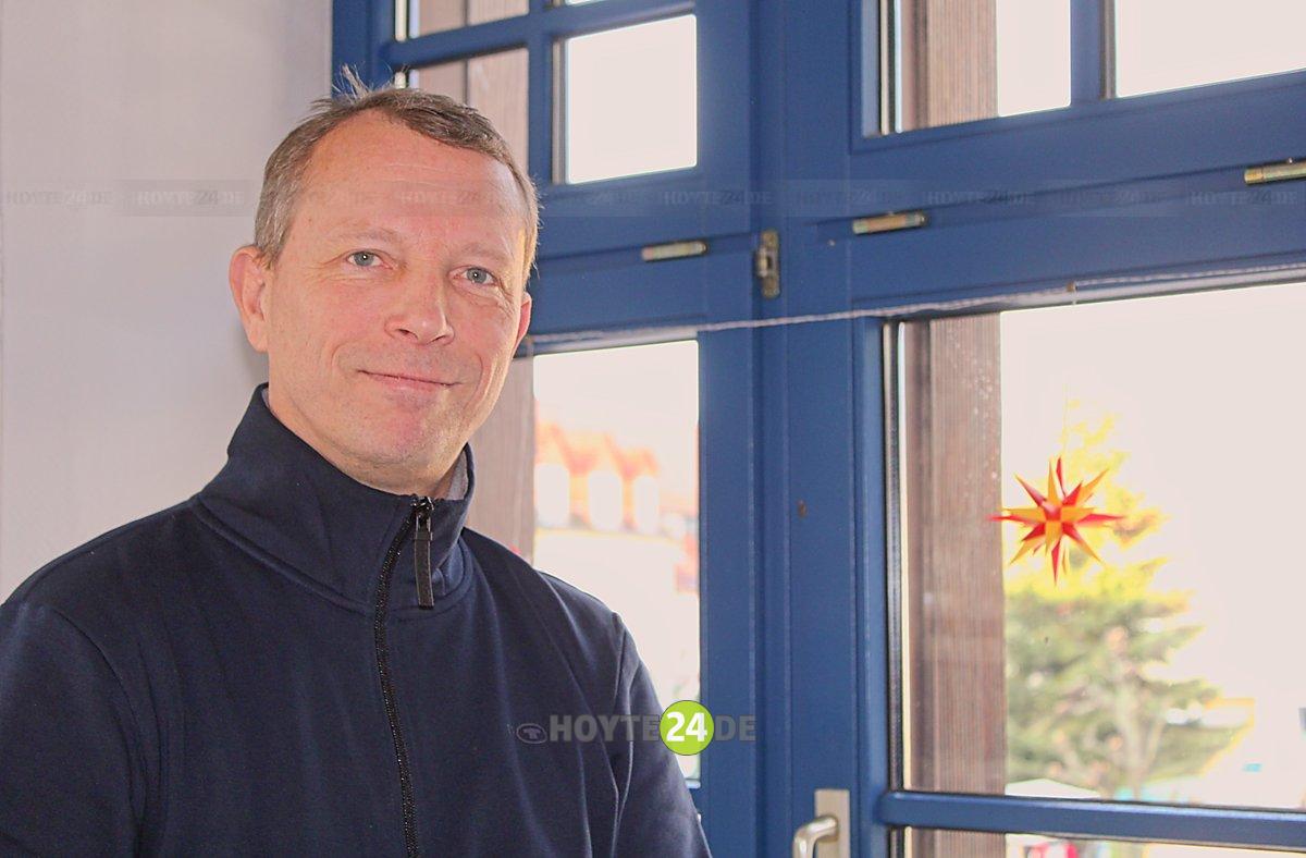 Man sieht Wittichenaus Bürgermeister Markus Posch.