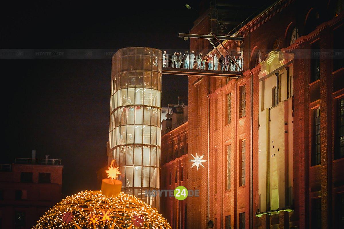 Man sieht ein Bild vom Herrnhuter Fabrik.Leuchten .