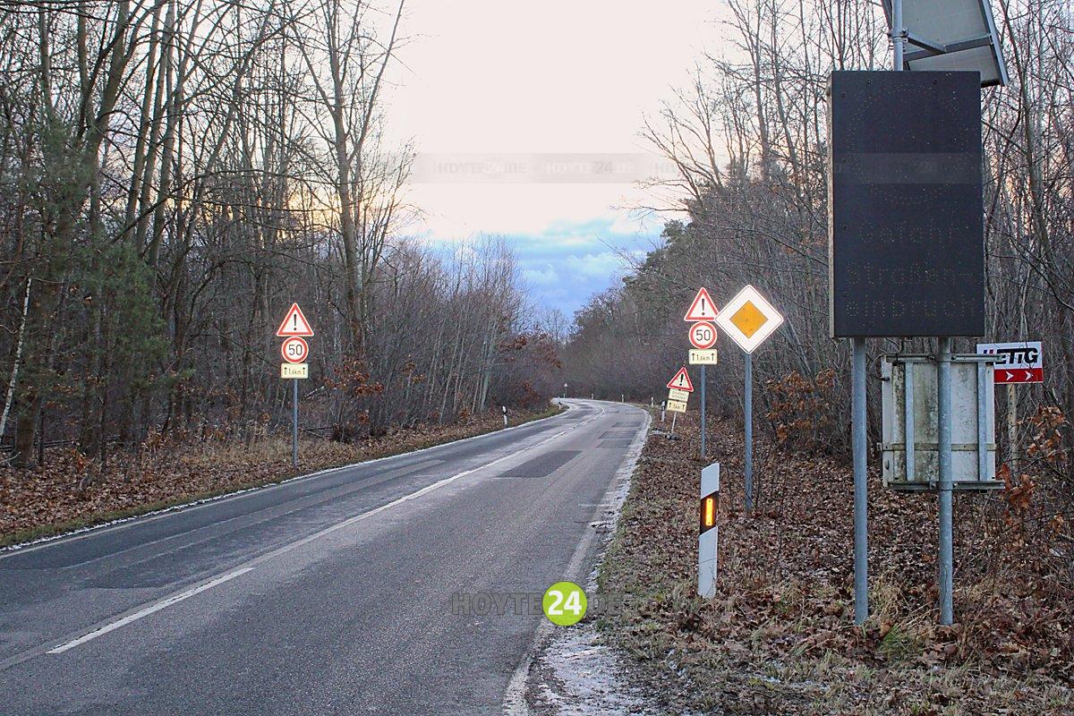 Man sieht einen Teil des ab Montag gesperrten Straßenabschnittes.